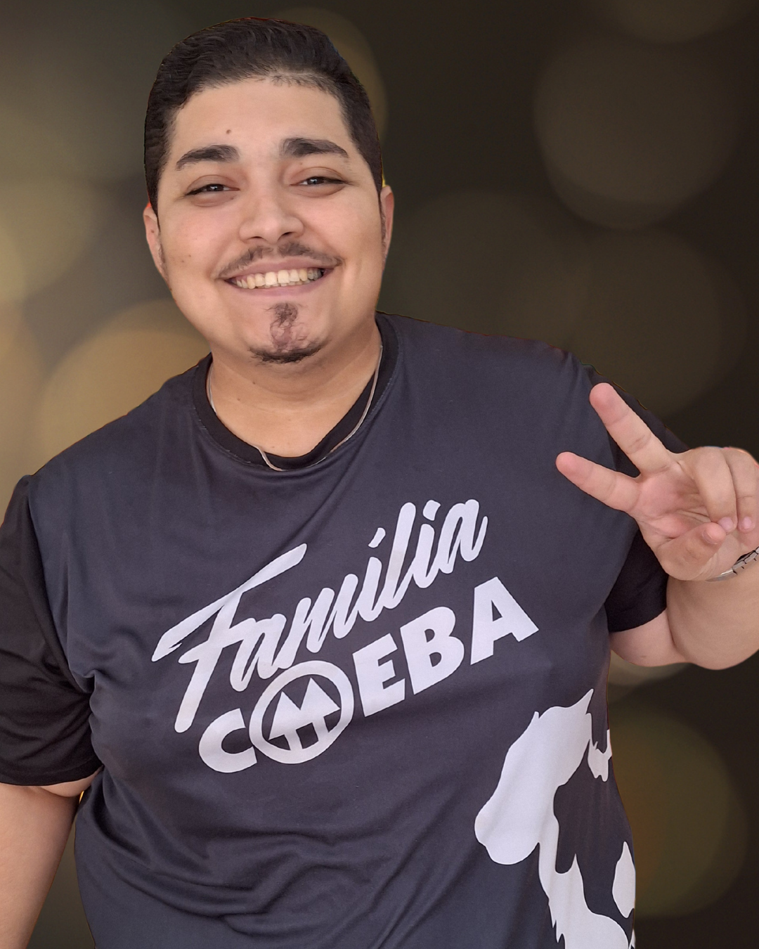 Foto do assistente de coordenação e professor Rodrigo